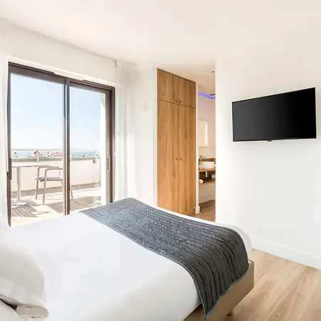 Kemaris Otel 3*